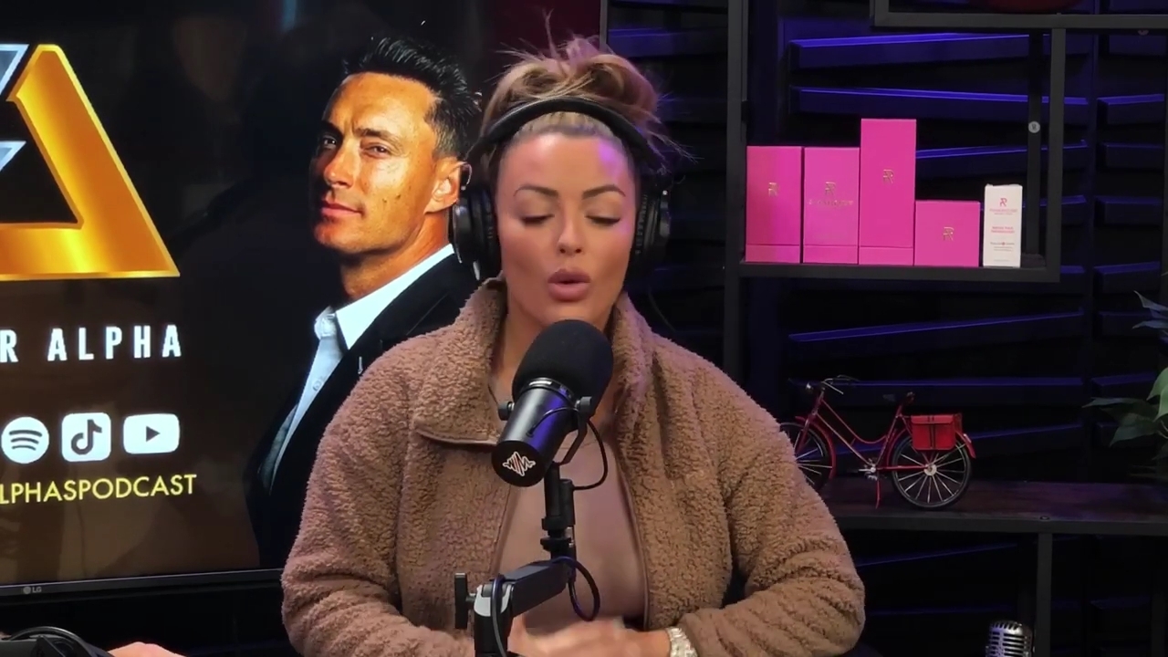 x2mate_com-Ep_13_-_Power_Alphas_Podcast__Love_Languages___28Mandy_Saccomanno__mp41306.jpg