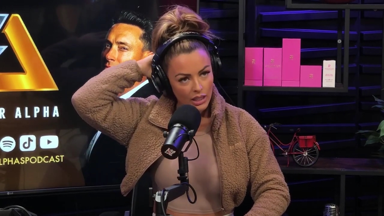 x2mate_com-Ep_13_-_Power_Alphas_Podcast__Love_Languages___28Mandy_Saccomanno__mp41327.jpg