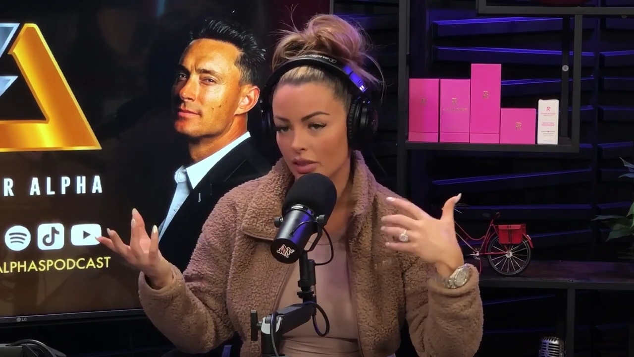 x2mate_com-Ep_13_-_Power_Alphas_Podcast__Love_Languages___28Mandy_Saccomanno__mp41355.jpg