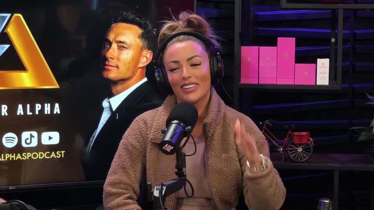 x2mate_com-Ep_13_-_Power_Alphas_Podcast__Love_Languages___28Mandy_Saccomanno__mp41513.jpg