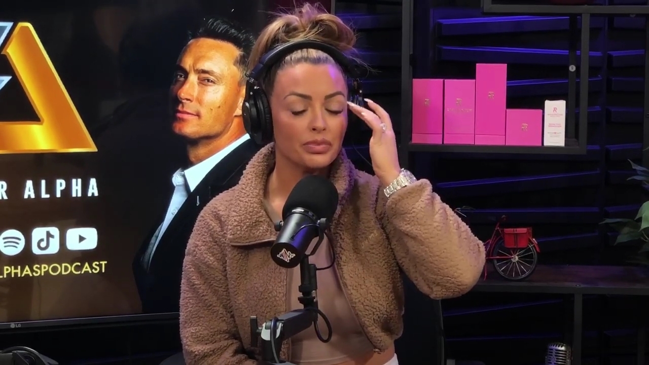 x2mate_com-Ep_13_-_Power_Alphas_Podcast__Love_Languages___28Mandy_Saccomanno__mp41587.jpg