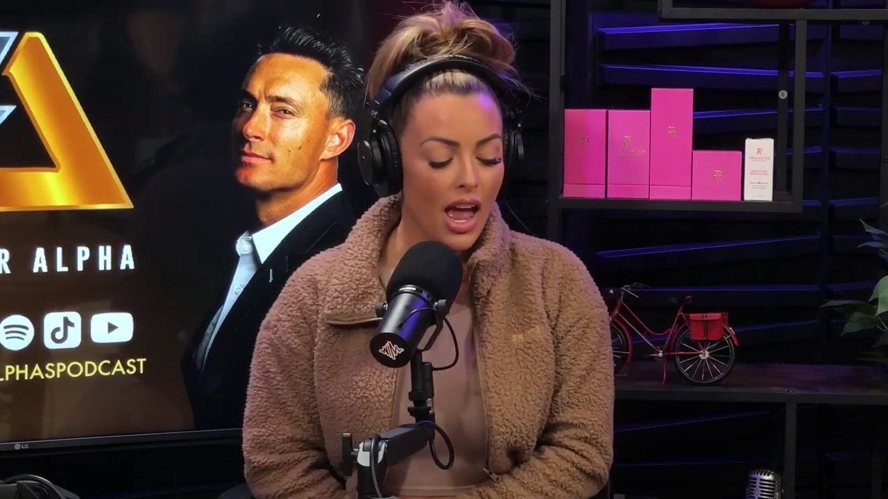 x2mate_com-Ep_13_-_Power_Alphas_Podcast__Love_Languages___28Mandy_Saccomanno__mp41596.jpg