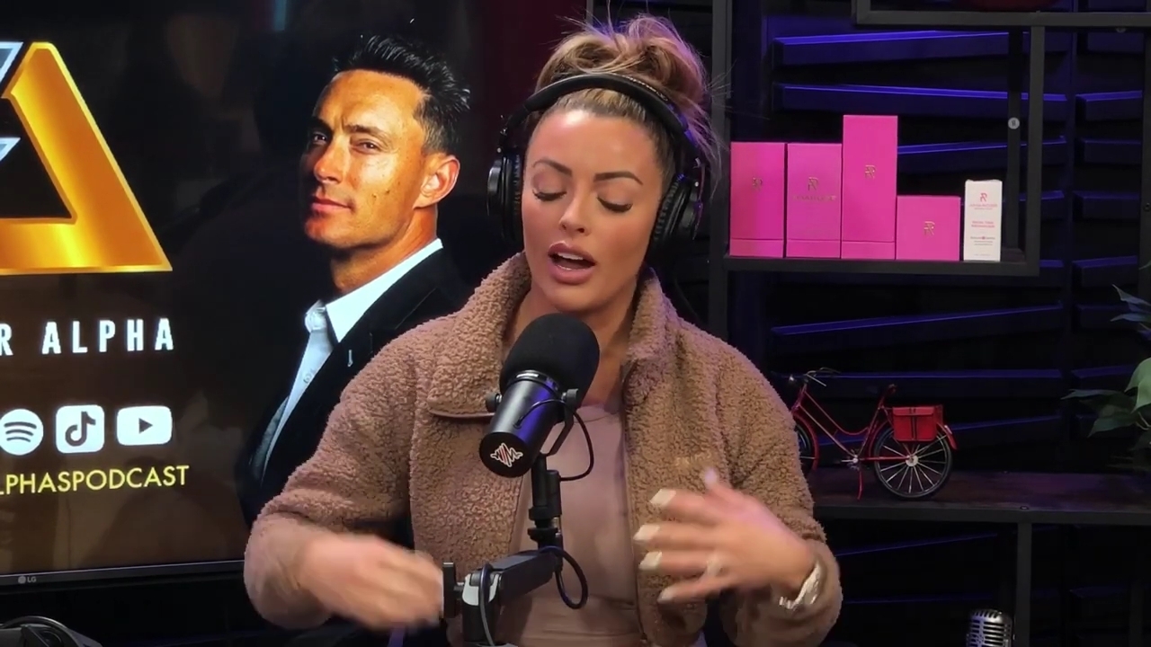 x2mate_com-Ep_13_-_Power_Alphas_Podcast__Love_Languages___28Mandy_Saccomanno__mp41604.jpg