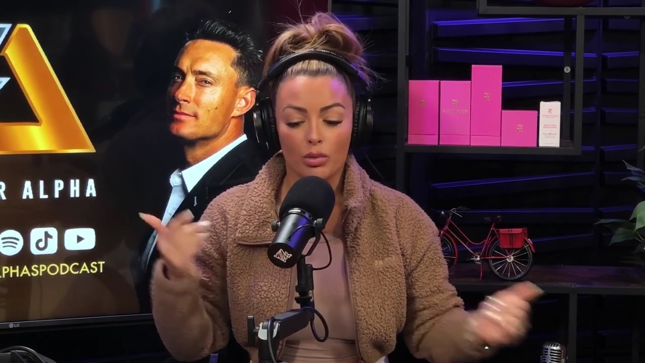 x2mate_com-Ep_13_-_Power_Alphas_Podcast__Love_Languages___28Mandy_Saccomanno__mp41657.jpg