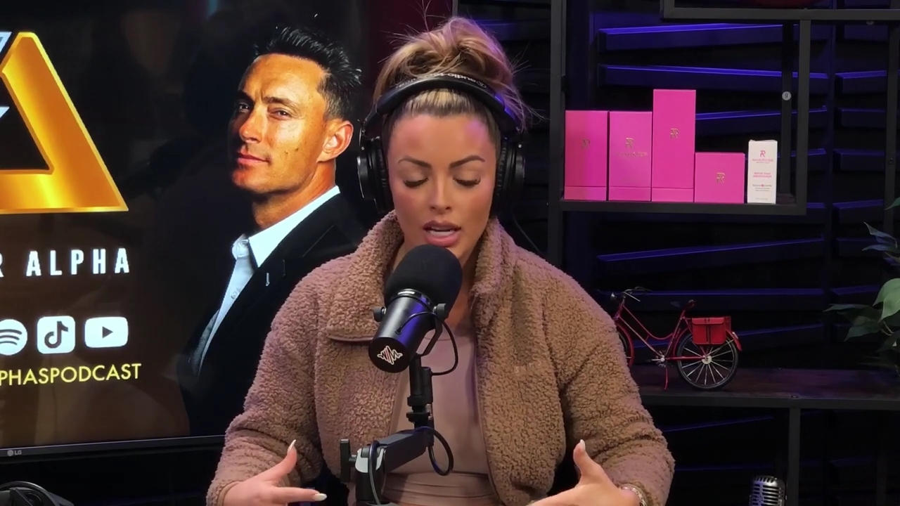 x2mate_com-Ep_13_-_Power_Alphas_Podcast__Love_Languages___28Mandy_Saccomanno__mp41671.jpg