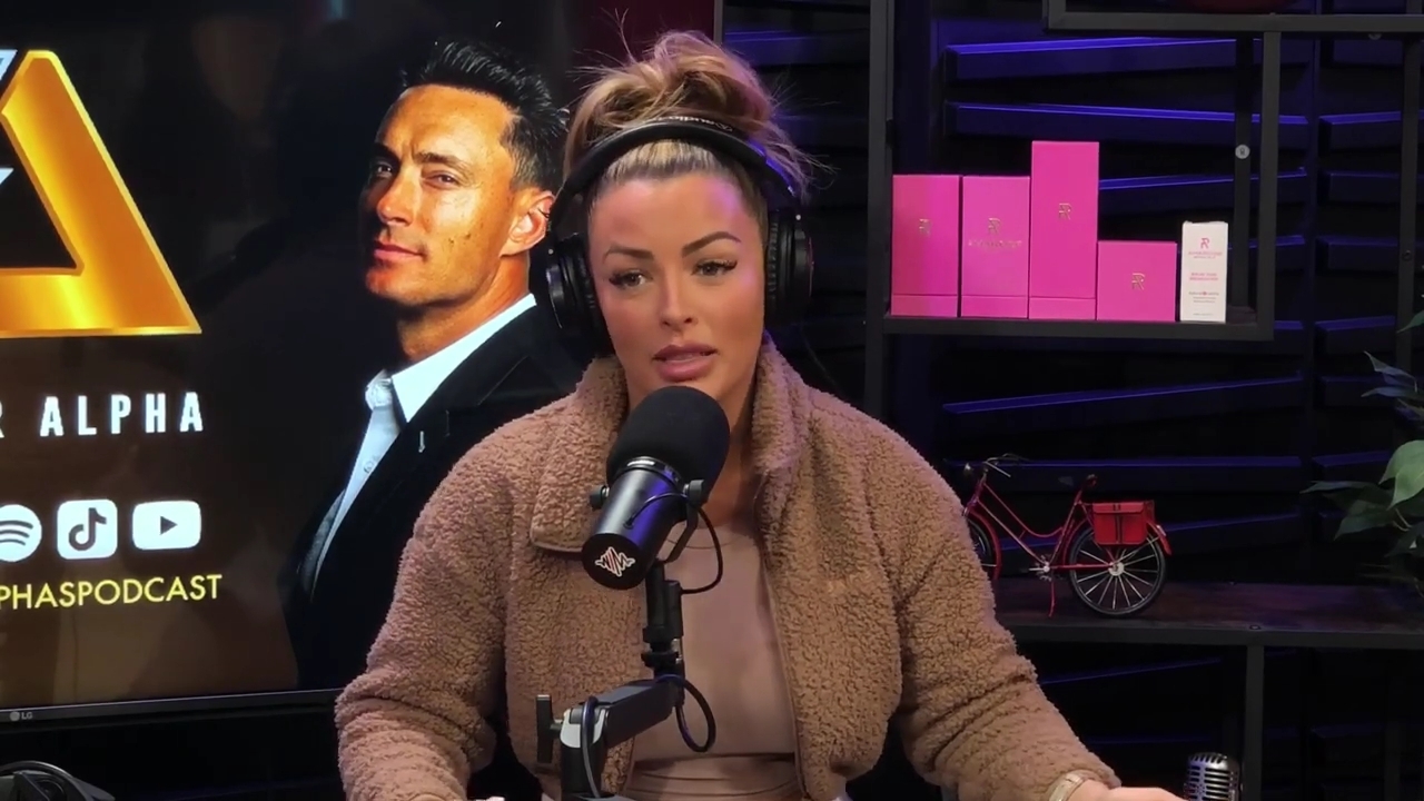 x2mate_com-Ep_13_-_Power_Alphas_Podcast__Love_Languages___28Mandy_Saccomanno__mp41683.jpg
