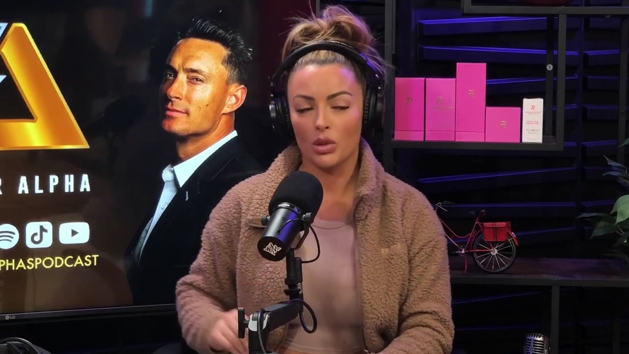 x2mate_com-Ep_13_-_Power_Alphas_Podcast__Love_Languages___28Mandy_Saccomanno__mp41706.jpg