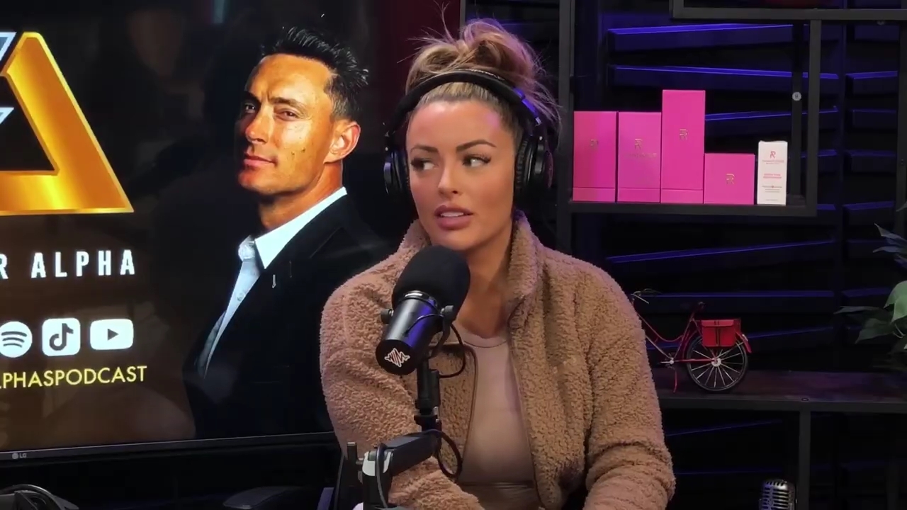 x2mate_com-Ep_13_-_Power_Alphas_Podcast__Love_Languages___28Mandy_Saccomanno__mp41918.jpg