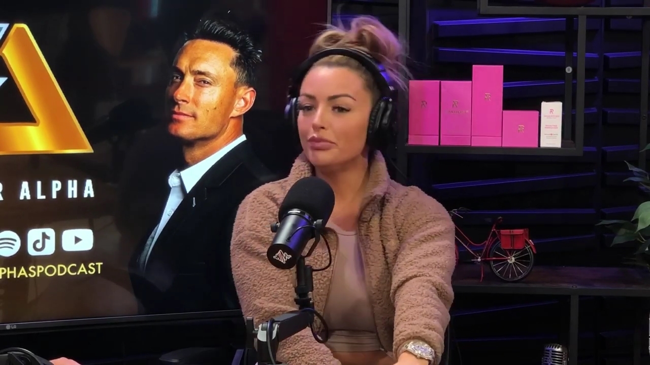 x2mate_com-Ep_13_-_Power_Alphas_Podcast__Love_Languages___28Mandy_Saccomanno__mp41936.jpg