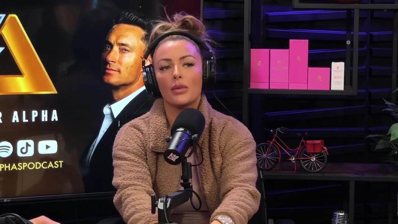 x2mate_com-Ep_13_-_Power_Alphas_Podcast__Love_Languages___28Mandy_Saccomanno__mp41946.jpg