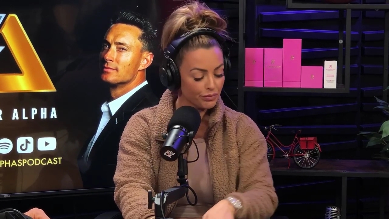 x2mate_com-Ep_13_-_Power_Alphas_Podcast__Love_Languages___28Mandy_Saccomanno__mp41953.jpg