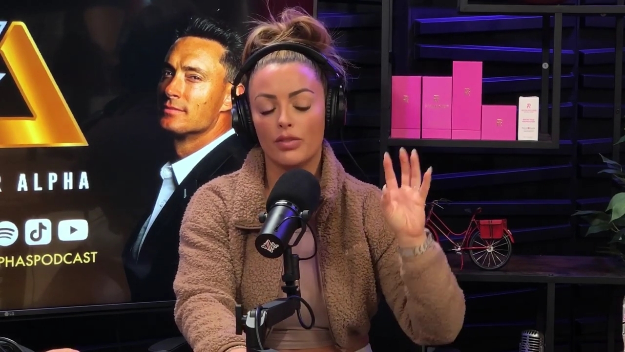 x2mate_com-Ep_13_-_Power_Alphas_Podcast__Love_Languages___28Mandy_Saccomanno__mp42024.jpg