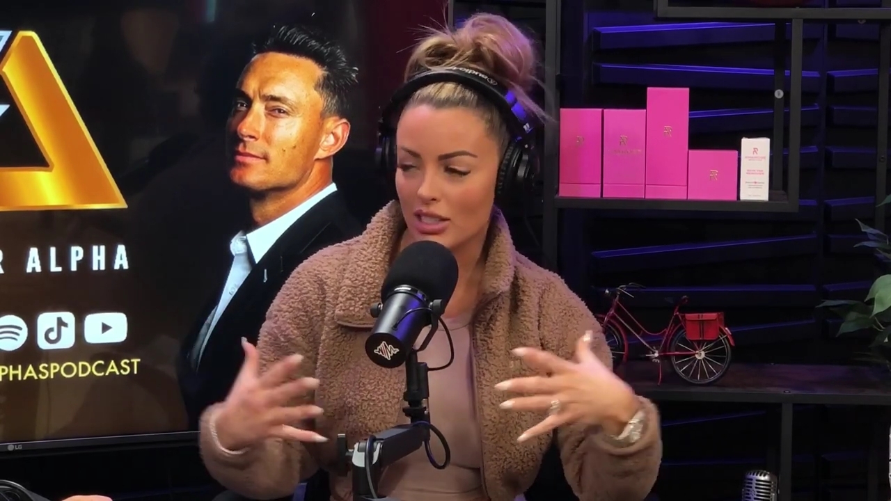 x2mate_com-Ep_13_-_Power_Alphas_Podcast__Love_Languages___28Mandy_Saccomanno__mp42043.jpg