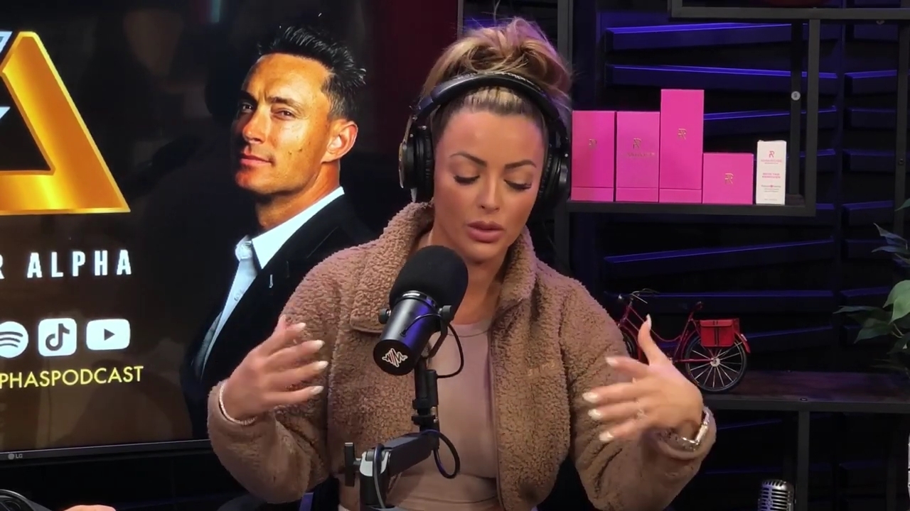 x2mate_com-Ep_13_-_Power_Alphas_Podcast__Love_Languages___28Mandy_Saccomanno__mp42045.jpg