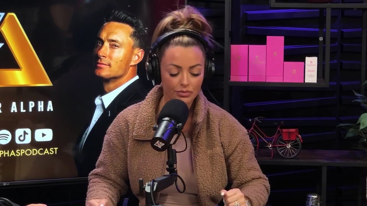 x2mate_com-Ep_13_-_Power_Alphas_Podcast__Love_Languages___28Mandy_Saccomanno__mp42048.jpg