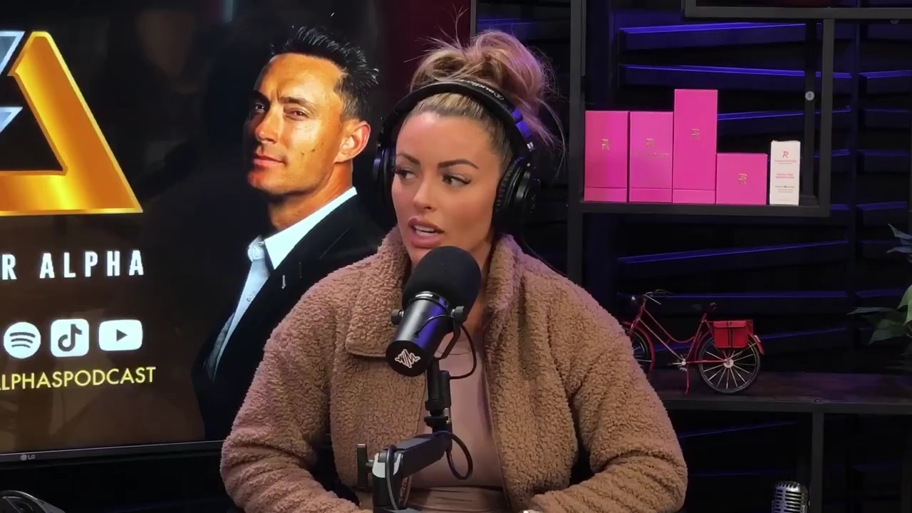 x2mate_com-Ep_13_-_Power_Alphas_Podcast__Love_Languages___28Mandy_Saccomanno__mp42133.jpg