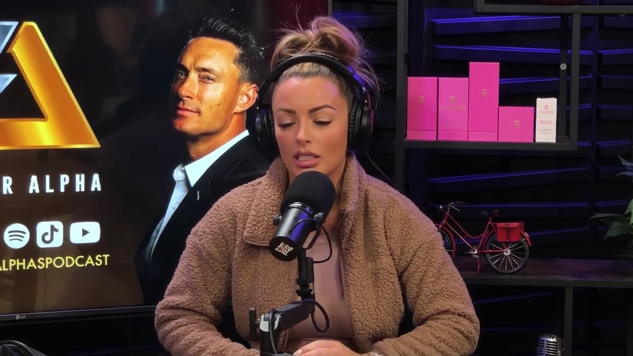 x2mate_com-Ep_13_-_Power_Alphas_Podcast__Love_Languages___28Mandy_Saccomanno__mp42139.jpg