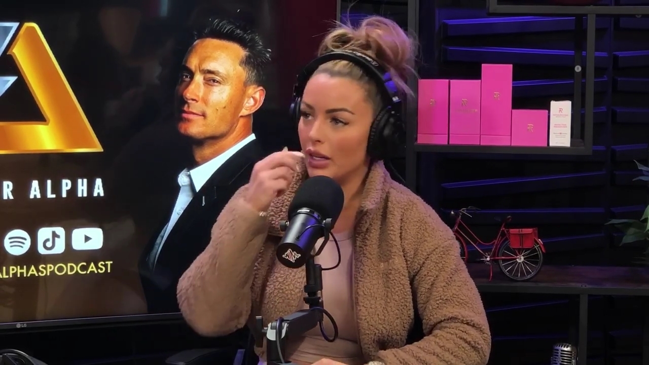 x2mate_com-Ep_13_-_Power_Alphas_Podcast__Love_Languages___28Mandy_Saccomanno__mp42141.jpg