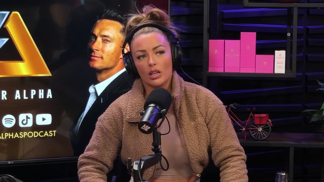 x2mate_com-Ep_13_-_Power_Alphas_Podcast__Love_Languages___28Mandy_Saccomanno__mp42145.jpg