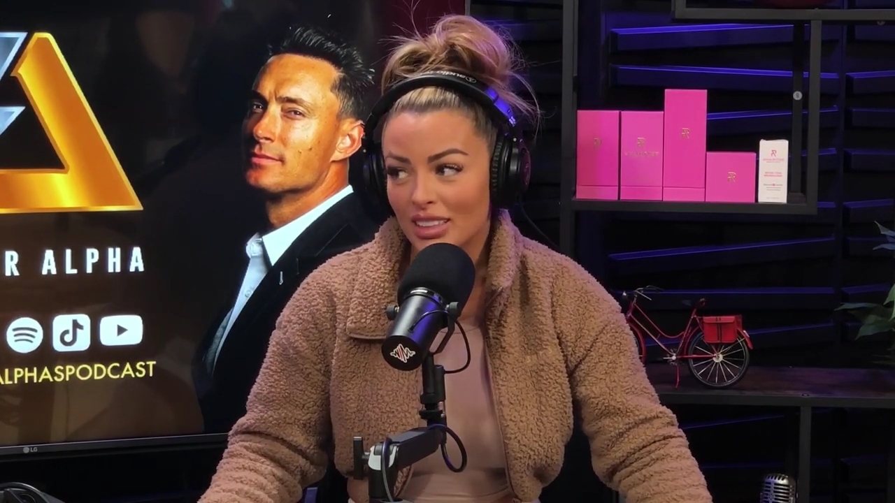 x2mate_com-Ep_13_-_Power_Alphas_Podcast__Love_Languages___28Mandy_Saccomanno__mp42151.jpg