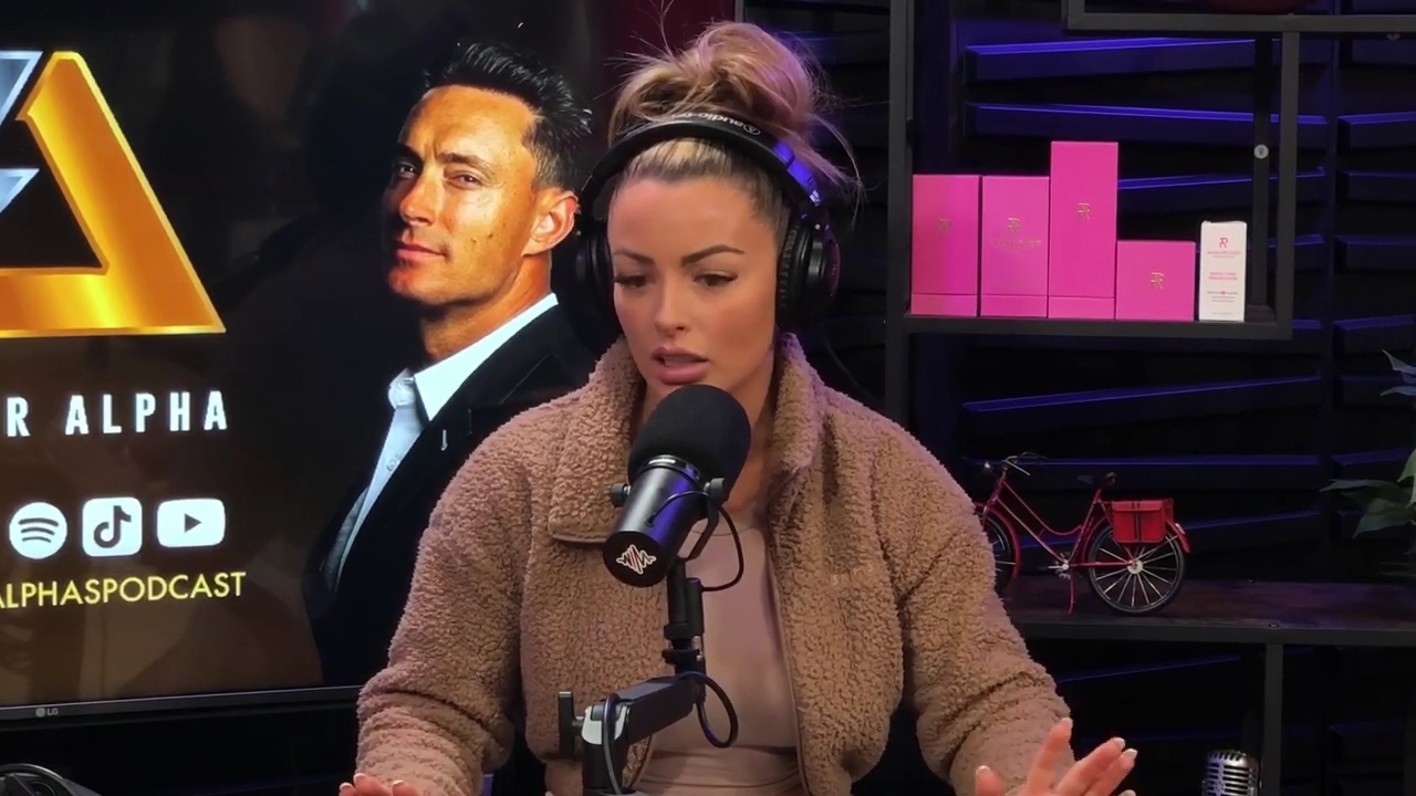 x2mate_com-Ep_13_-_Power_Alphas_Podcast__Love_Languages___28Mandy_Saccomanno__mp42159.jpg