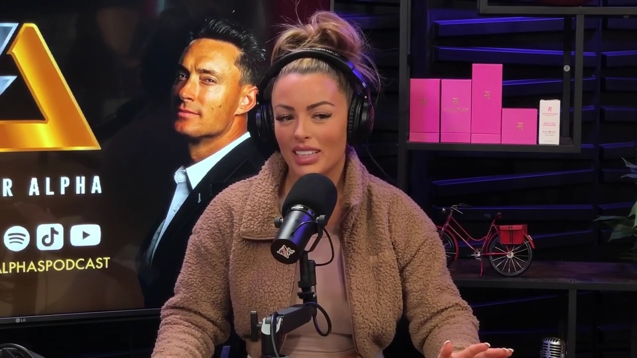 x2mate_com-Ep_13_-_Power_Alphas_Podcast__Love_Languages___28Mandy_Saccomanno__mp42161.jpg