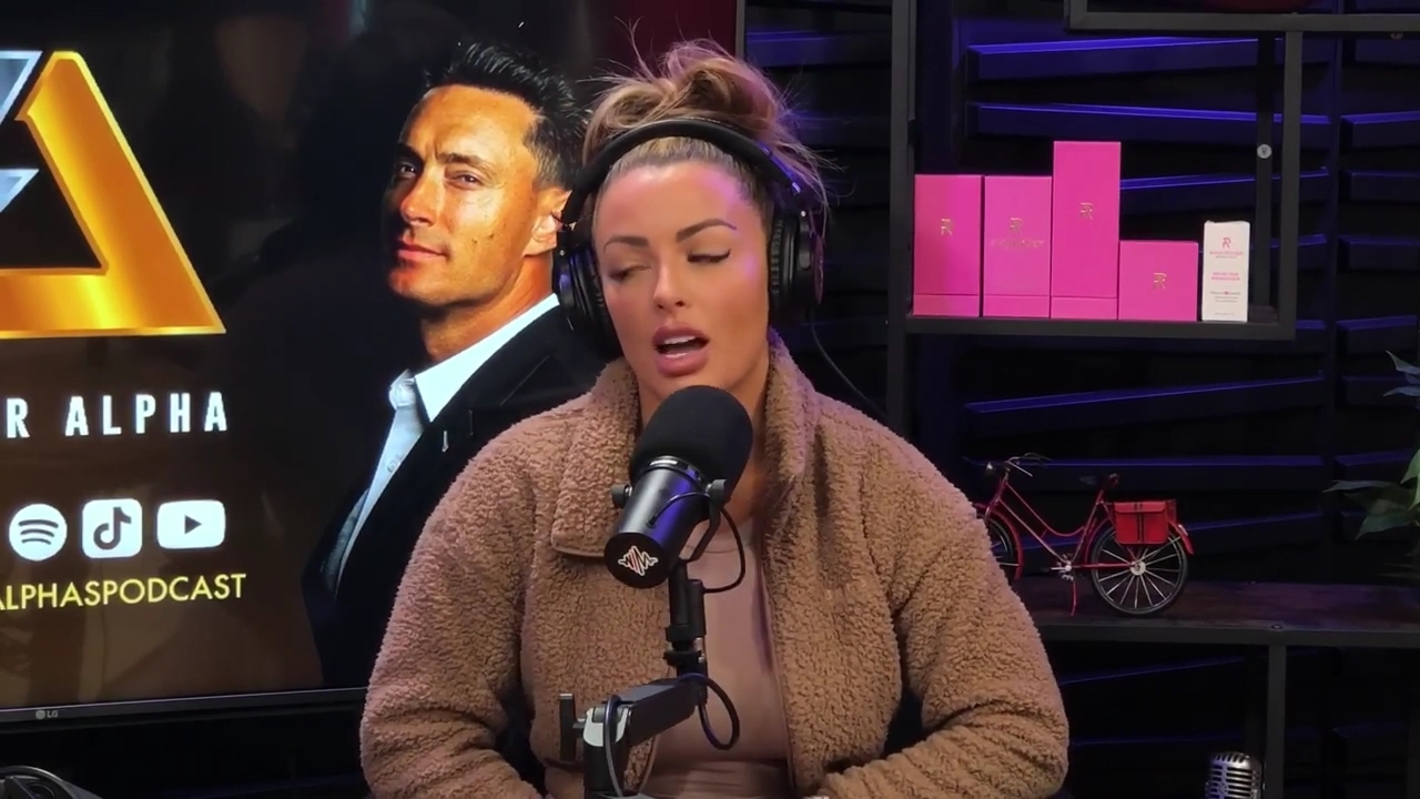x2mate_com-Ep_13_-_Power_Alphas_Podcast__Love_Languages___28Mandy_Saccomanno__mp42179.jpg