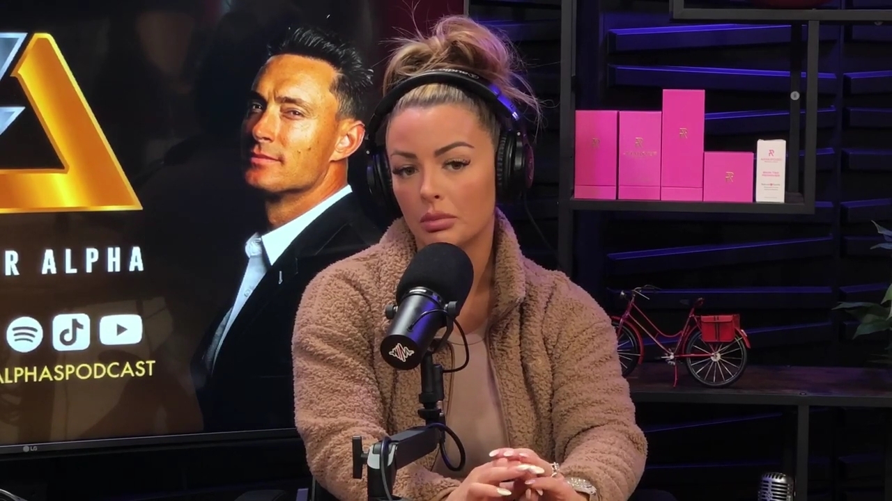 x2mate_com-Ep_13_-_Power_Alphas_Podcast__Love_Languages___28Mandy_Saccomanno__mp42224.jpg