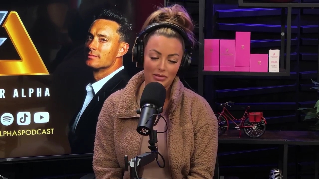 x2mate_com-Ep_13_-_Power_Alphas_Podcast__Love_Languages___28Mandy_Saccomanno__mp42250.jpg