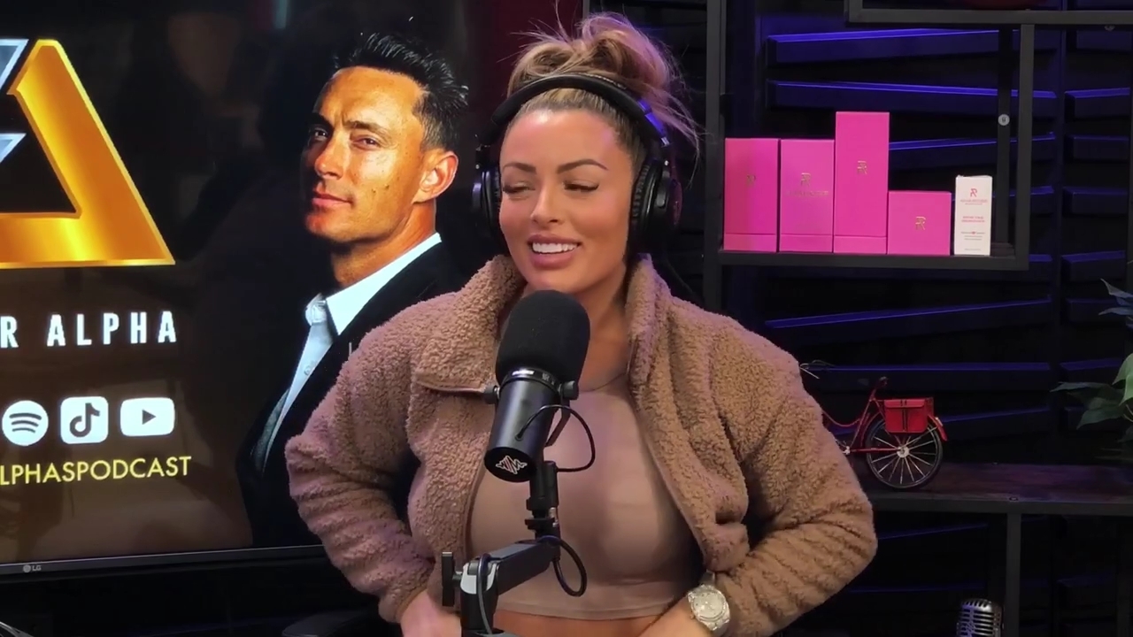 x2mate_com-Ep_13_-_Power_Alphas_Podcast__Love_Languages___28Mandy_Saccomanno__mp42253.jpg