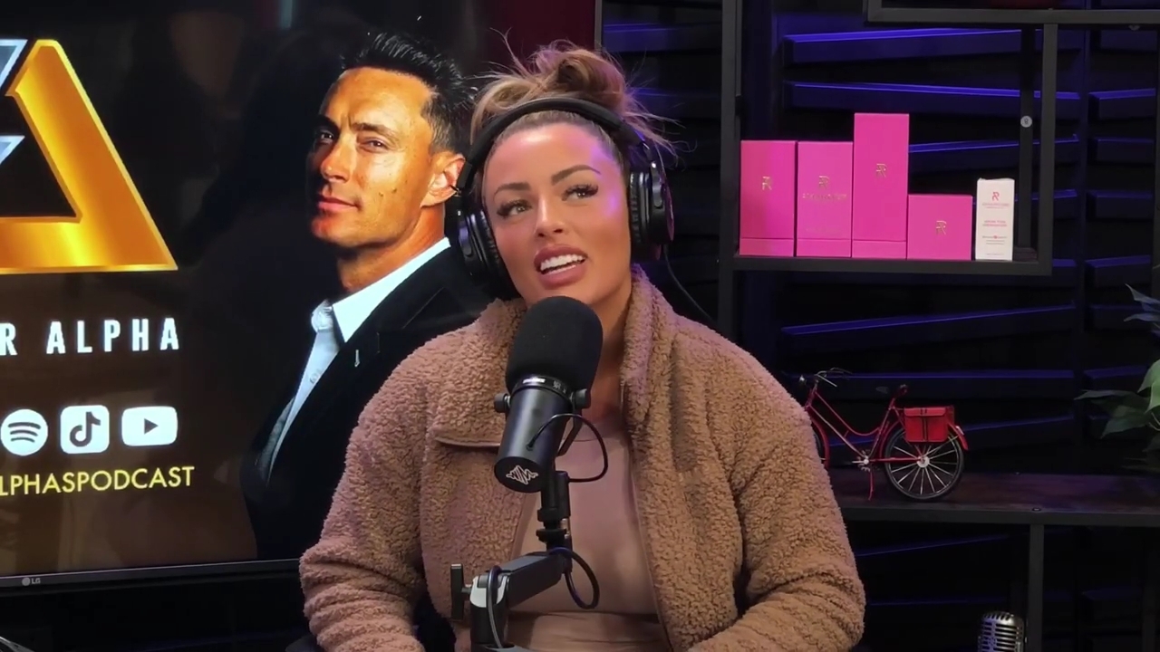 x2mate_com-Ep_13_-_Power_Alphas_Podcast__Love_Languages___28Mandy_Saccomanno__mp42257.jpg