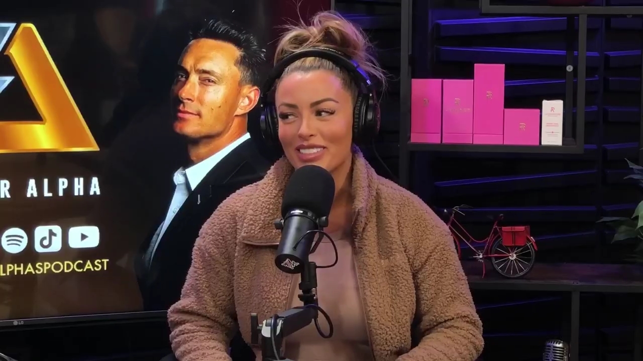 x2mate_com-Ep_13_-_Power_Alphas_Podcast__Love_Languages___28Mandy_Saccomanno__mp42273.jpg
