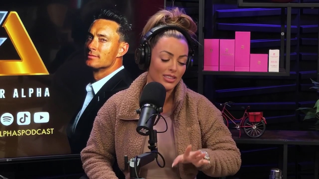x2mate_com-Ep_13_-_Power_Alphas_Podcast__Love_Languages___28Mandy_Saccomanno__mp42278.jpg