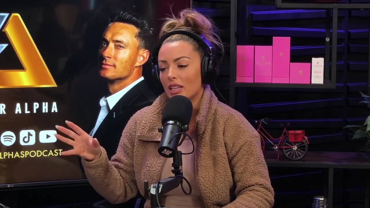 x2mate_com-Ep_13_-_Power_Alphas_Podcast__Love_Languages___28Mandy_Saccomanno__mp42282.jpg