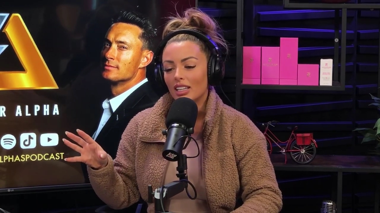 x2mate_com-Ep_13_-_Power_Alphas_Podcast__Love_Languages___28Mandy_Saccomanno__mp42283.jpg