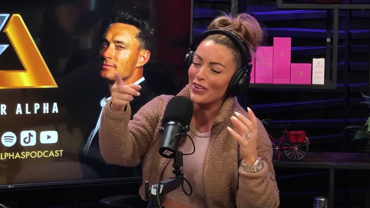 x2mate_com-Ep_13_-_Power_Alphas_Podcast__Love_Languages___28Mandy_Saccomanno__mp42318.jpg