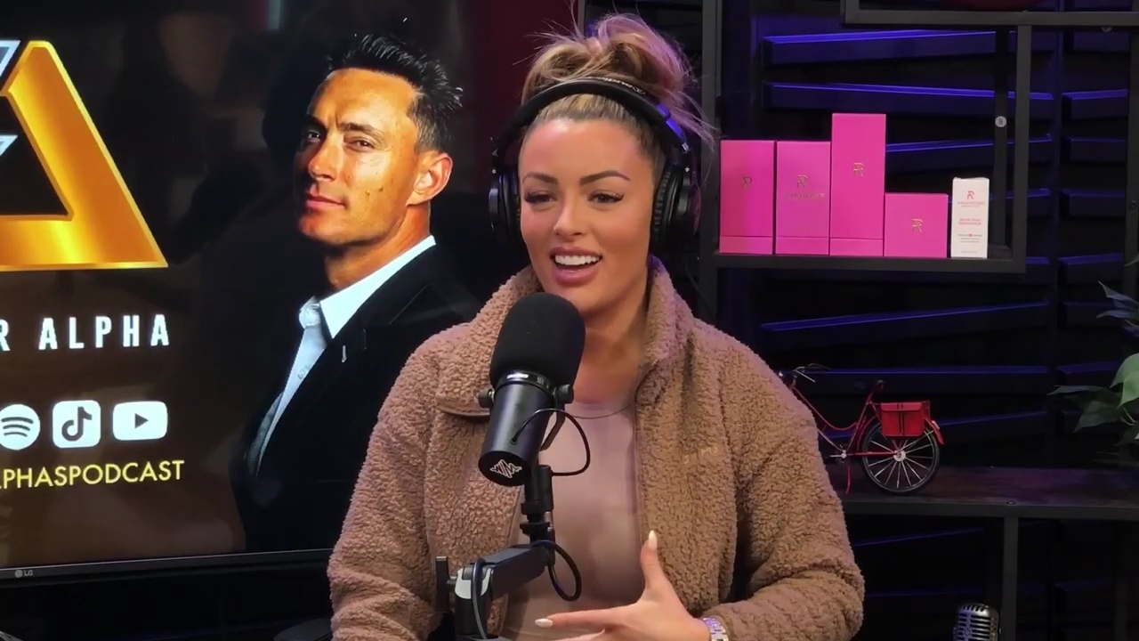 x2mate_com-Ep_13_-_Power_Alphas_Podcast__Love_Languages___28Mandy_Saccomanno__mp42392.jpg