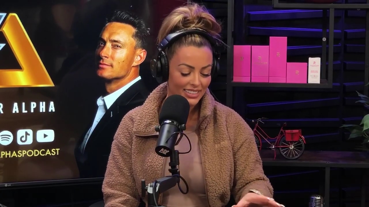 x2mate_com-Ep_13_-_Power_Alphas_Podcast__Love_Languages___28Mandy_Saccomanno__mp42394.jpg