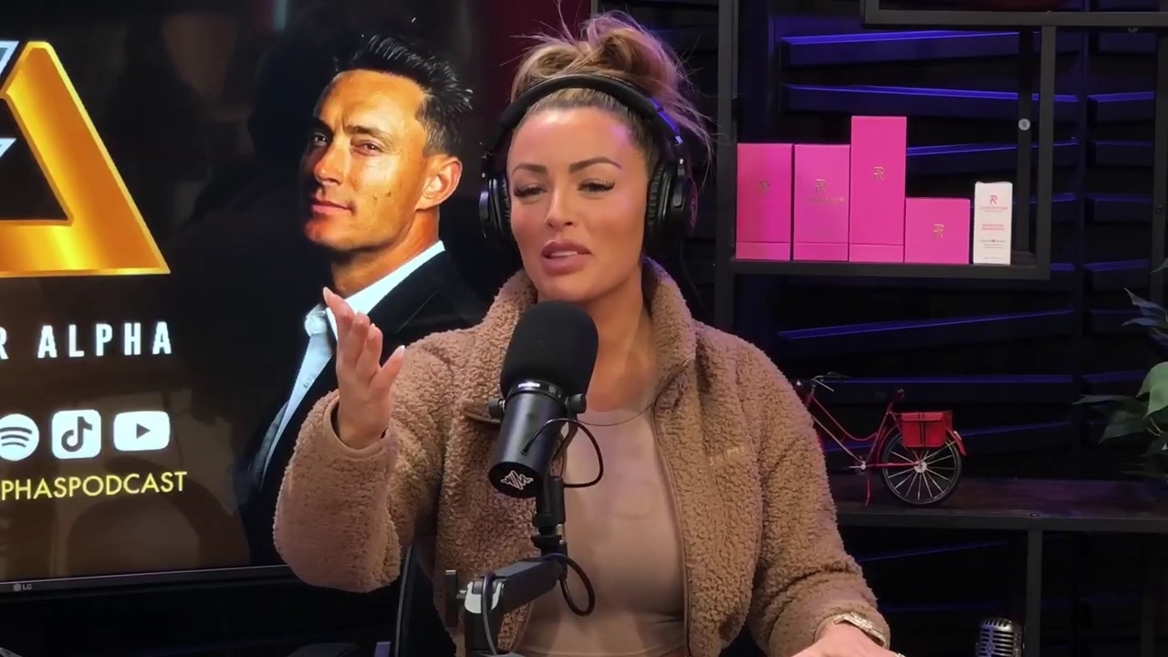 x2mate_com-Ep_13_-_Power_Alphas_Podcast__Love_Languages___28Mandy_Saccomanno__mp42401.jpg