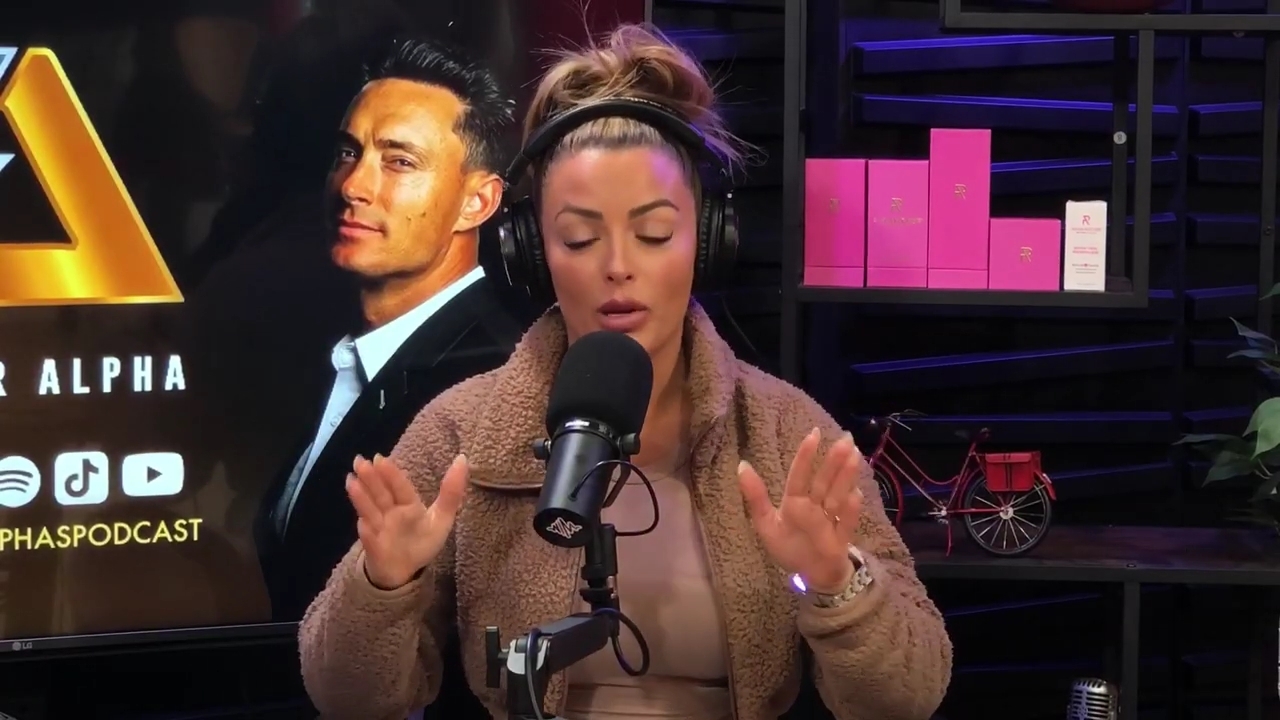 x2mate_com-Ep_13_-_Power_Alphas_Podcast__Love_Languages___28Mandy_Saccomanno__mp42419.jpg