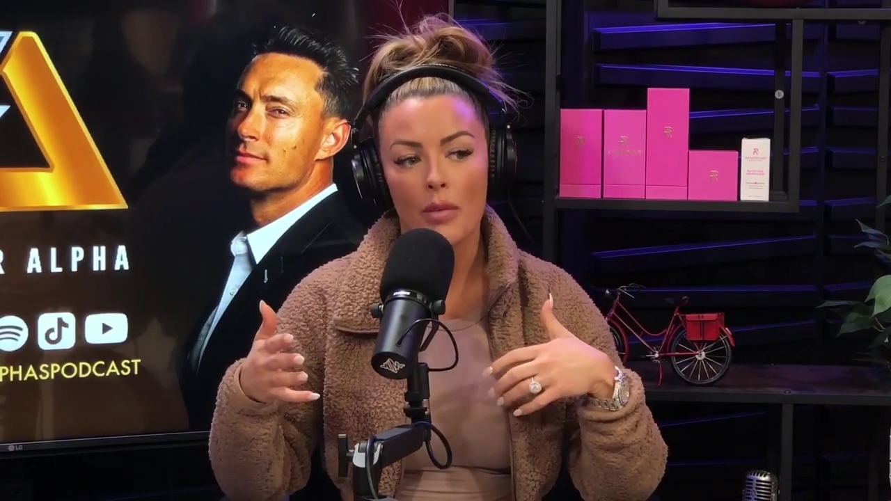 x2mate_com-Ep_13_-_Power_Alphas_Podcast__Love_Languages___28Mandy_Saccomanno__mp42440.jpg