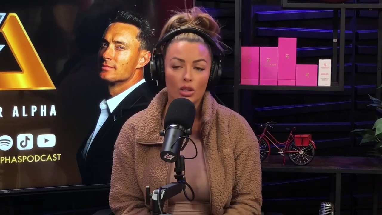 x2mate_com-Ep_13_-_Power_Alphas_Podcast__Love_Languages___28Mandy_Saccomanno__mp42457.jpg