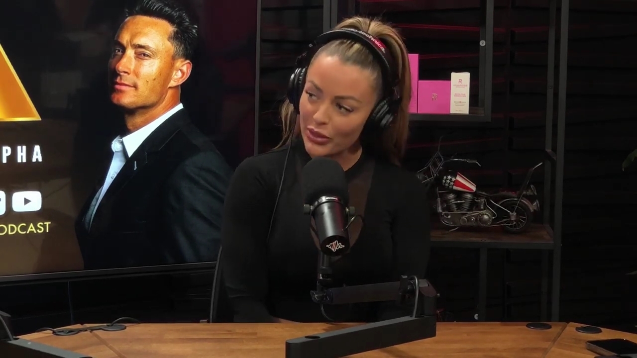 x2mate_com-Ep_14_-_Power_Alphas_Podcast__Super_Bowl2C_Taylor_Swift2C_Travis_Kelce___Mandy_Rose__mp42499.jpg