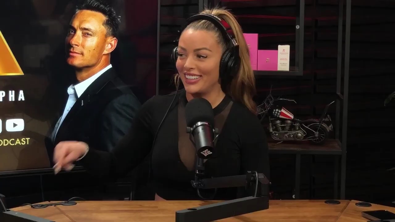 x2mate_com-Ep_14_-_Power_Alphas_Podcast__Super_Bowl2C_Taylor_Swift2C_Travis_Kelce___Mandy_Rose__mp42530.jpg