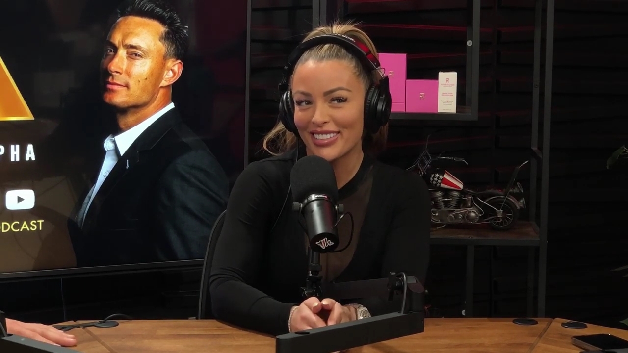 x2mate_com-Ep_14_-_Power_Alphas_Podcast__Super_Bowl2C_Taylor_Swift2C_Travis_Kelce___Mandy_Rose__mp42637.jpg