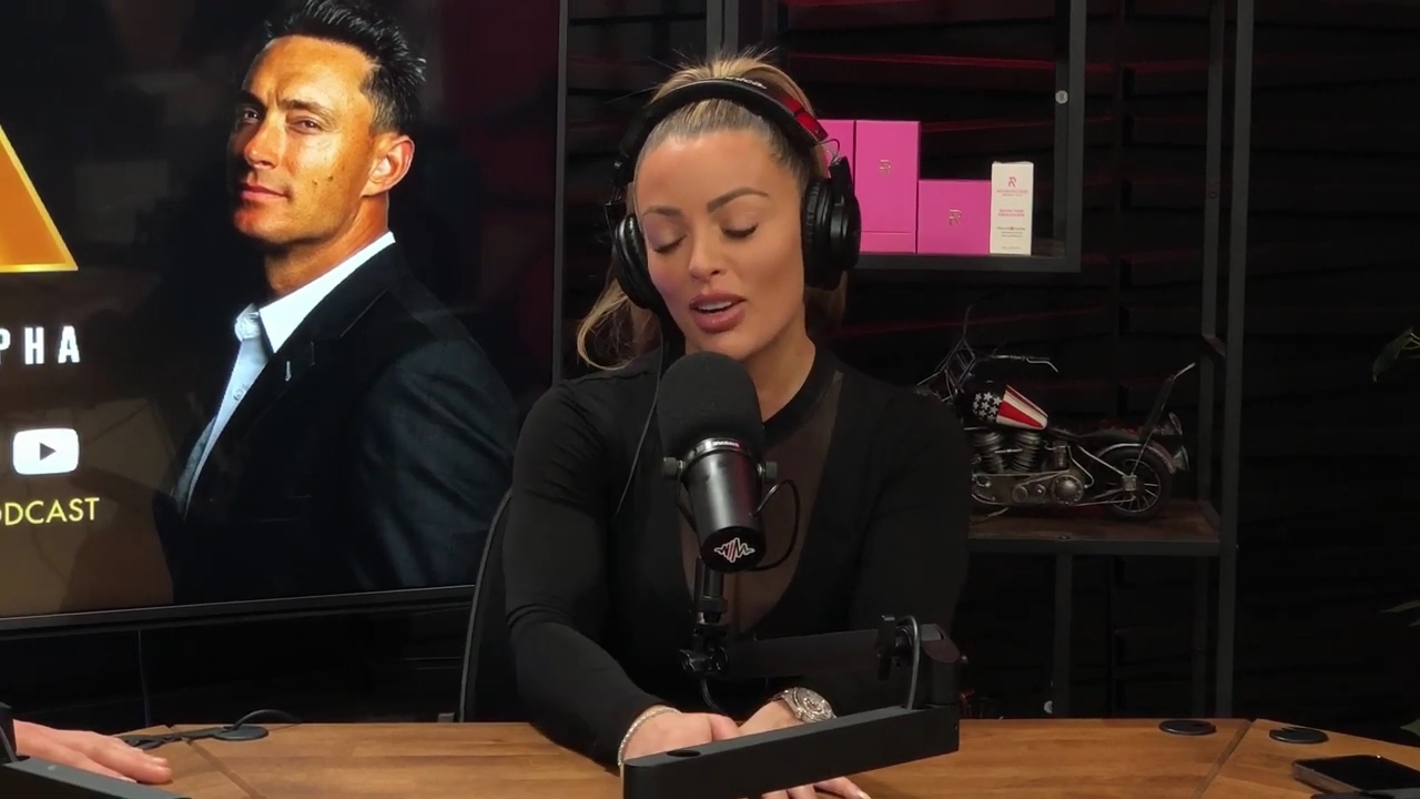 x2mate_com-Ep_14_-_Power_Alphas_Podcast__Super_Bowl2C_Taylor_Swift2C_Travis_Kelce___Mandy_Rose__mp42641.jpg