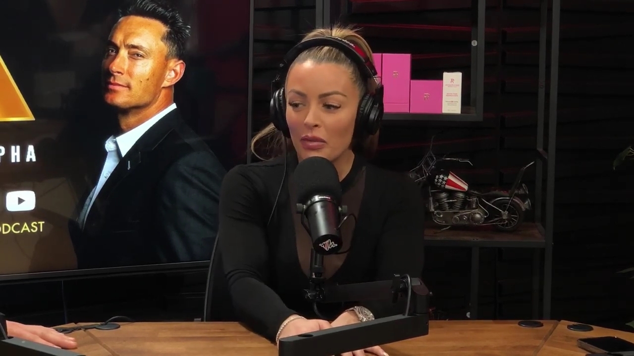 x2mate_com-Ep_14_-_Power_Alphas_Podcast__Super_Bowl2C_Taylor_Swift2C_Travis_Kelce___Mandy_Rose__mp42642.jpg