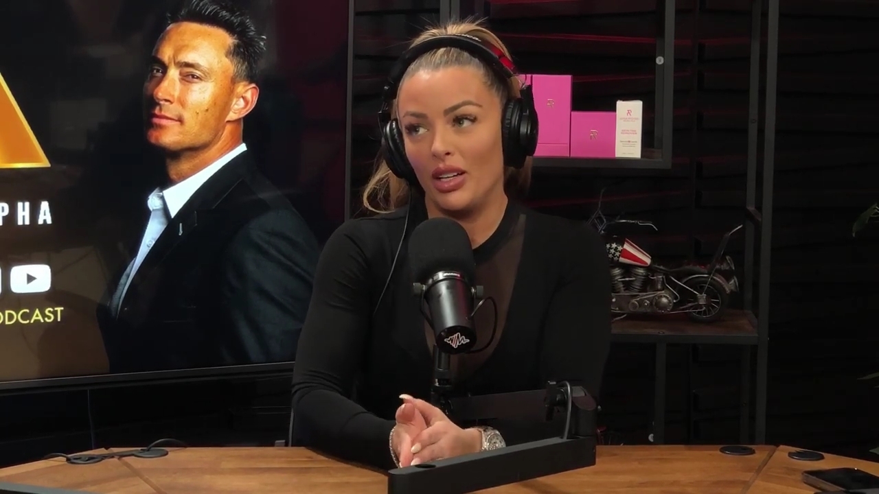 x2mate_com-Ep_14_-_Power_Alphas_Podcast__Super_Bowl2C_Taylor_Swift2C_Travis_Kelce___Mandy_Rose__mp42656.jpg