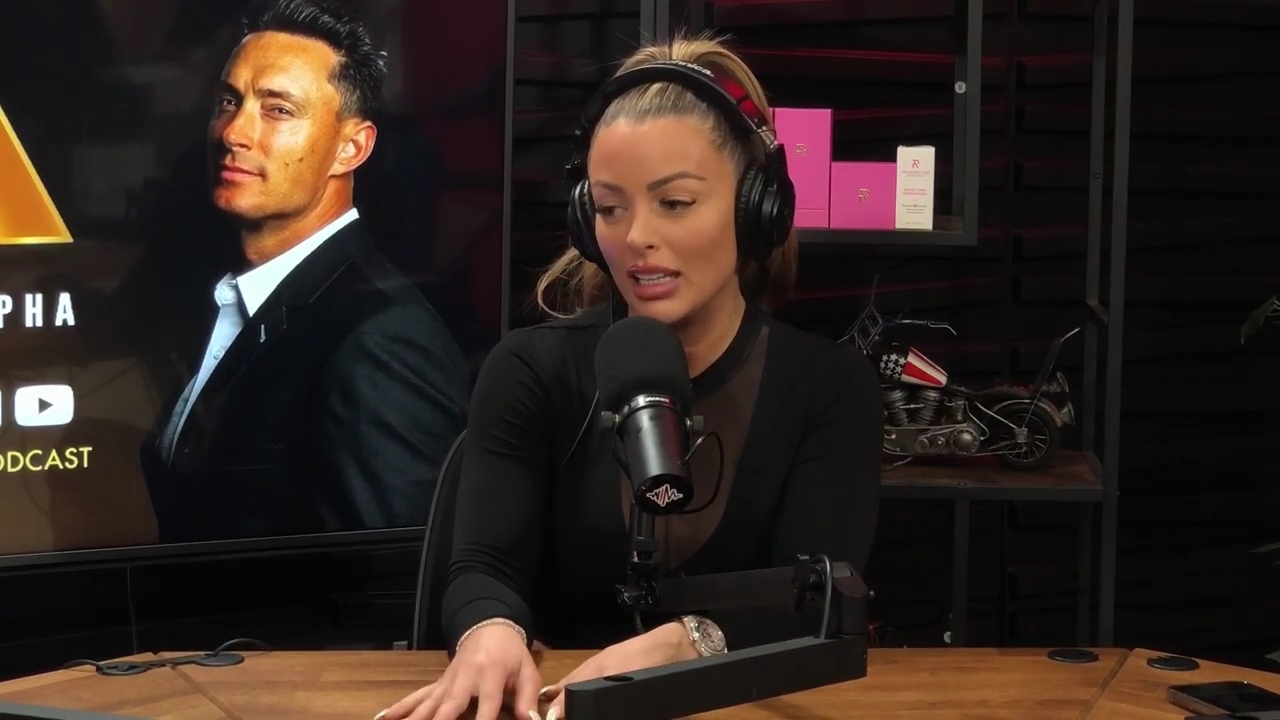 x2mate_com-Ep_14_-_Power_Alphas_Podcast__Super_Bowl2C_Taylor_Swift2C_Travis_Kelce___Mandy_Rose__mp42662.jpg