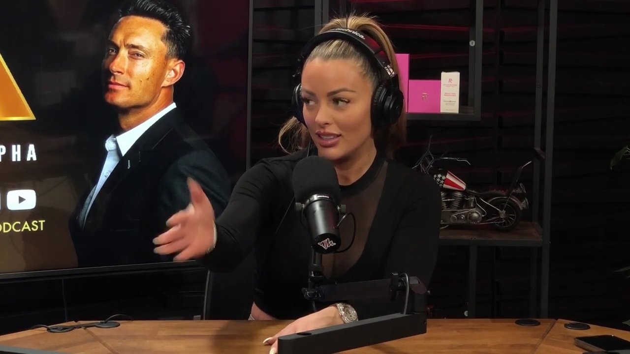 x2mate_com-Ep_14_-_Power_Alphas_Podcast__Super_Bowl2C_Taylor_Swift2C_Travis_Kelce___Mandy_Rose__mp42668.jpg
